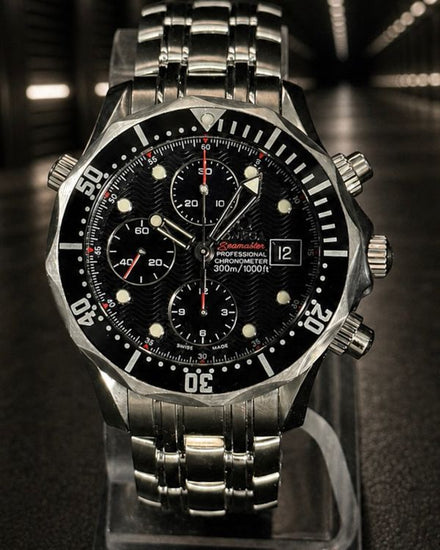 No Reserve - 2017 Omega Seamaster Diver 300M Chronograph 41.5MM Black Dial Steel Bracelet (213.30.42.40.01.001)
