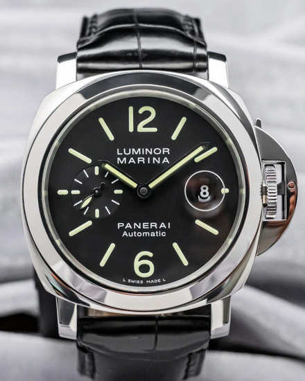 2008 Panerai Luminor Marina 44MM Black Dial Leather Strap (PAM00104)