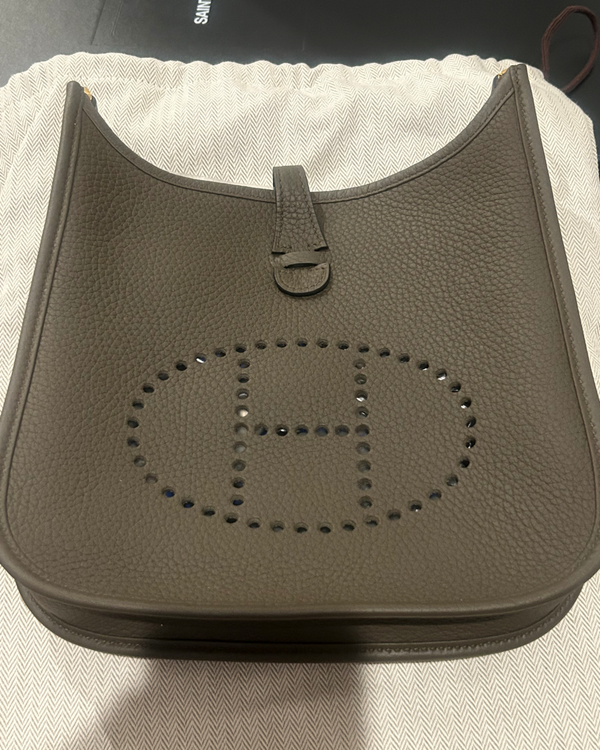 Hermès Evelyne