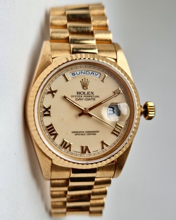 Rolex Day-Date (18238)