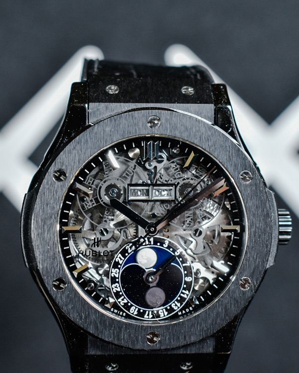 Hublot Classic Fusion (517.CX.0170.LR)