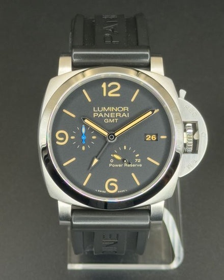 2018 Panerai Luminor 1950 3 Days GMT 44MM Black Dial Rubber Strap (PAM01321)