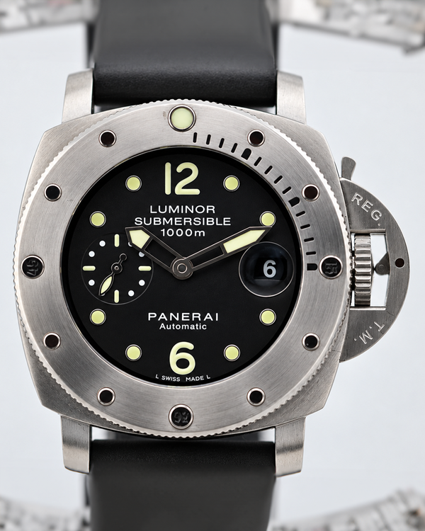 Panerai Submersible (PAM00243)