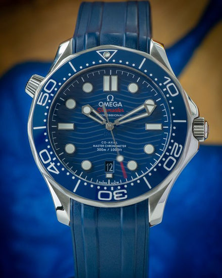 2022 Omega Seamaster Diver 300M 42MM Blue Dial Rubber Strap (210.32.42.20.03.001)