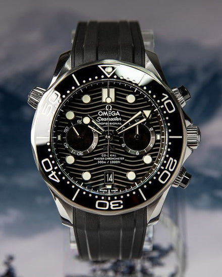 2023 Omega Seamaster Diver 300M 44MM Black Dial Rubber Strap (210.32.44.51.01.001)