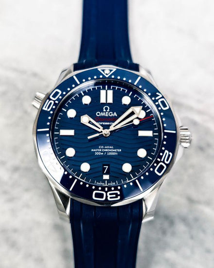 No Reserve - 2024 Omega Seamaster Diver 300M 42MM Blue Dial Rubber Strap (210.32.42.20.03.001)