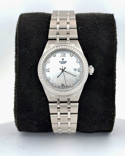 2022 Tudor Royal 28MM Mother of Pearl Dial Steel Bracelet (28320)