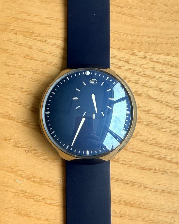 2022 Ressence Type 8 42.9MM Cobalt Blue Dial Rubber Strap (Type 8)
