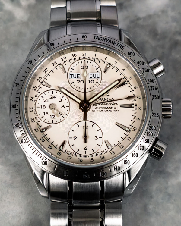 No Reserve - 2013 Omega Speedmaster Day-Date 40MM Silver Dial Steel Bracelet (3221.30.00)