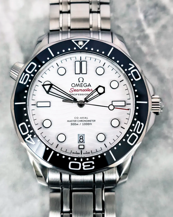No Reserve - 2024 Omega Seamaster Diver 300M 42MM White Dial Steel Bracelet (210.30.42.20.04.001)