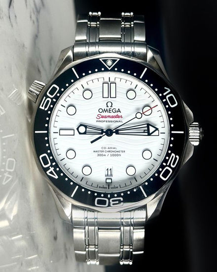 2024 Omega Seamaster Diver 300M 42MM White Dial Steel Bracelet (210.30.42.20.04.001)