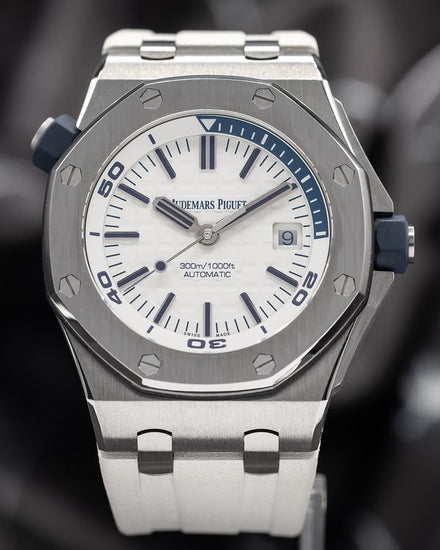 2019 Audemars Piguet Royal Oak Offshore Diver 42MM White Dial Rubber Strap (15710ST.OO.A010CA.01)