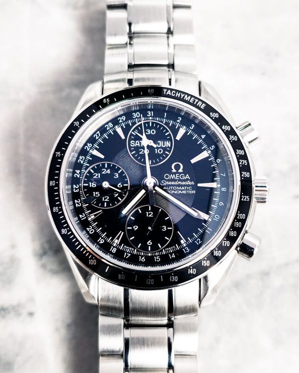 No Reserve - 2018 Omega Speedmaster Day-Date 40MM Black Dial Steel Bracelet (3220.50.00)
