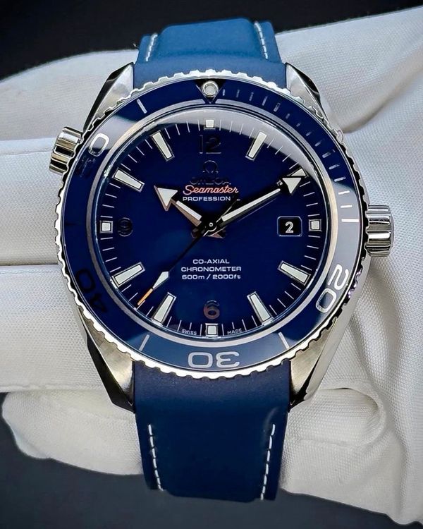 Omega Seamaster Planet Ocean (232.92.46.21.03.001)
