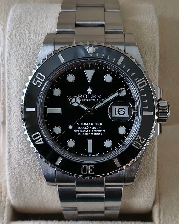 Rolex Submariner (126610LN)