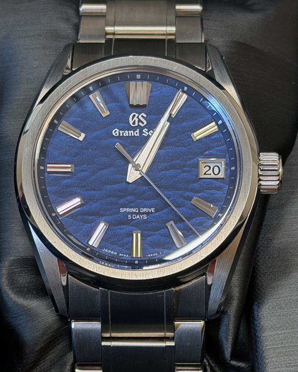 No Reserve - 2024 Grand Seiko Evolution 9 Collection "Lake Suwa" 40MM Blue Dial Titanium Bracelet (SLGA019G)