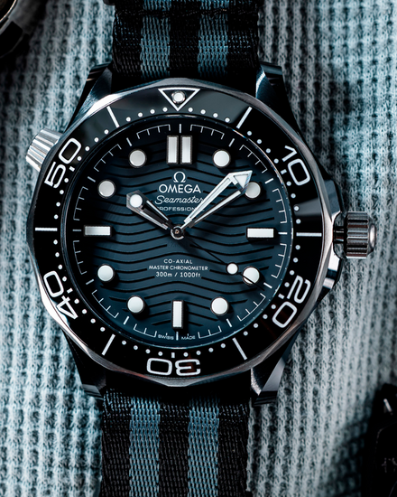 2023 Omega Seamaster Diver 300M 43.5MM Black Dial Textile Strap (210.92.44.20.01.002)