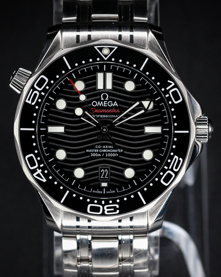 No Reserve - 2025 Omega Seamaster Diver 300M 42MM Black Dial Steel Bracelet (210.30.42.20.01.001)