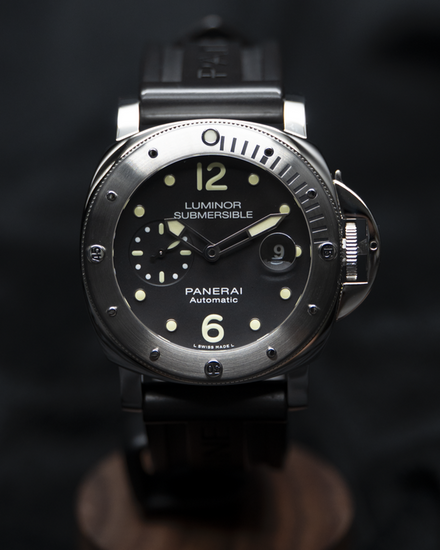 No Reserve - 2015 Panerai Submersible 44MM Black Dial Rubber Strap (PAM00024)