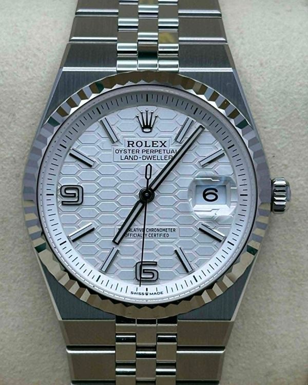 Rolex Land-Dweller (127234)