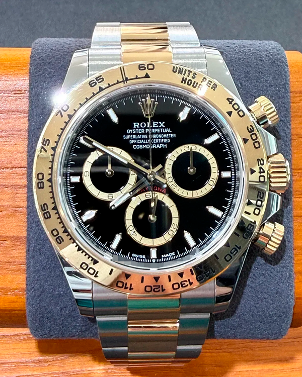 2026 Rolex Cosmograph Daytona 40MM Black Dial Two-Tone Oyster Bracelet (126503)