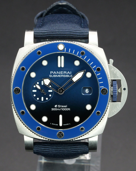 No Reserve - 2023 Panerai Submersible QuarantaQuattro Profondo 44MM Blue Dial Textile Strap (PAM01289)