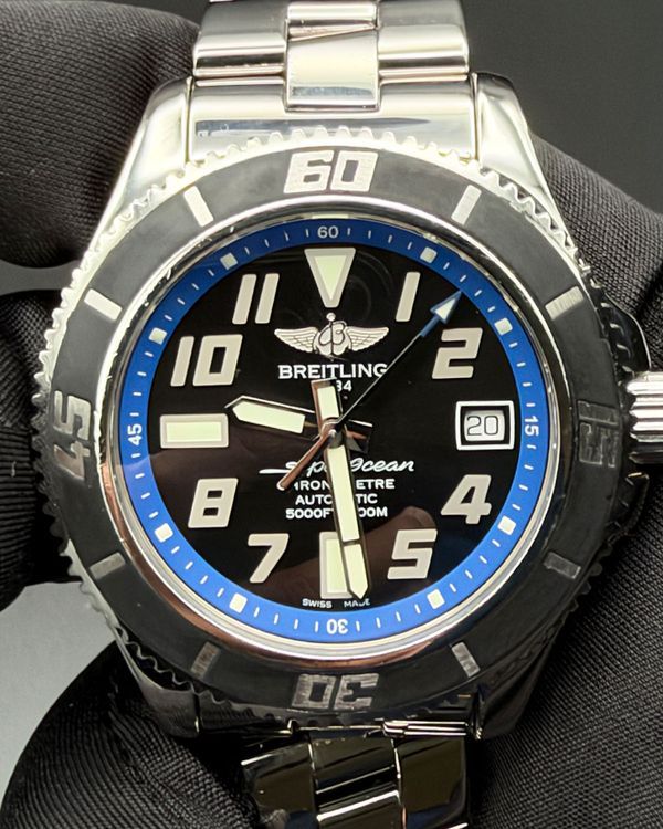 No Reserve - Breitling Superocean (A17364)