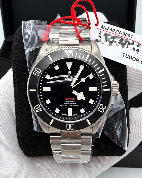 No Reserve - 2026 Tudor Pelagos 39MM Black Dial Titanium Bracelet (25407N)