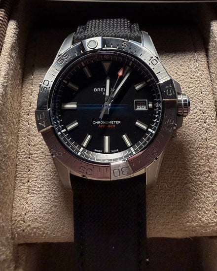 No Reserve - 2026 Breitling Avenger 42MM Black Dial Leather Strap (A17328)