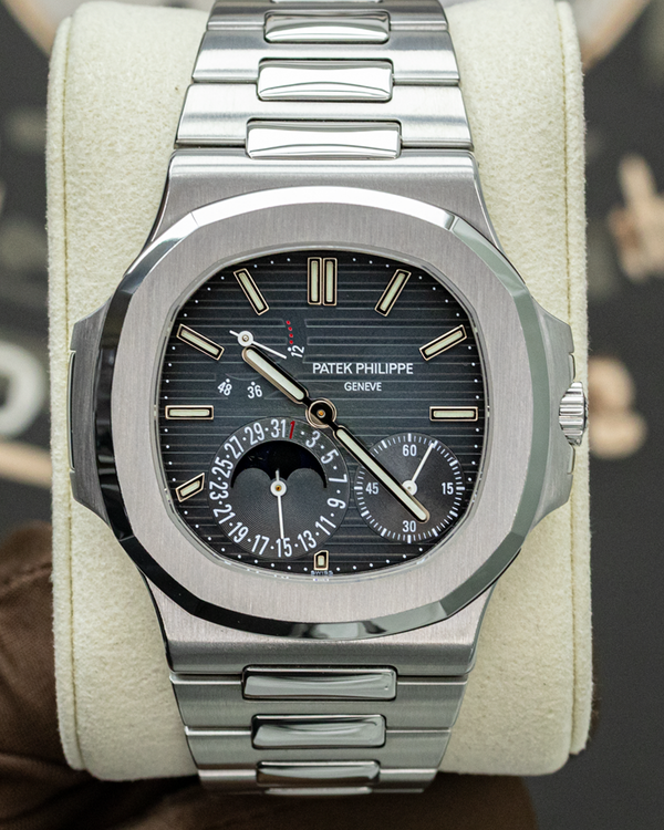 Patek Philippe Nautilus (5712/1A-001)
