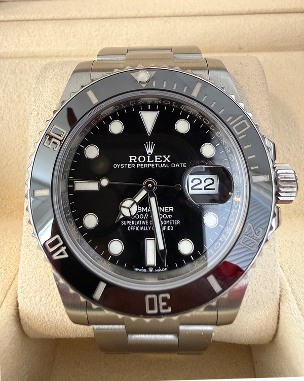Rolex Submariner (126610LN)