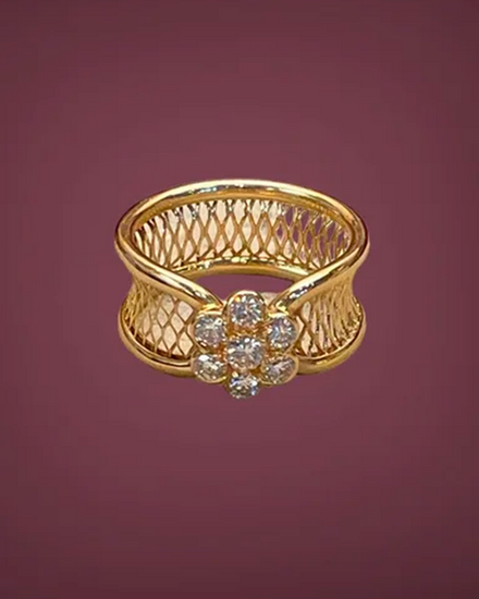 Van Cleef & Arpels Accessories 18K Yellow Gold Diamond Fleurette Mesh Ring Size 6 (Ring)