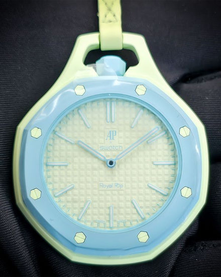 No Reserve - 2026 Audemars Piguet Royal Pop x Swatch "Blaue Acht" 40MM Lime Green Dial Aftermarket Composite Strap (SSX03L101N)
