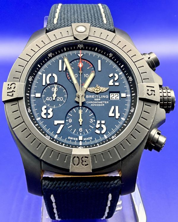 Breitling Super Avenger (V13375)