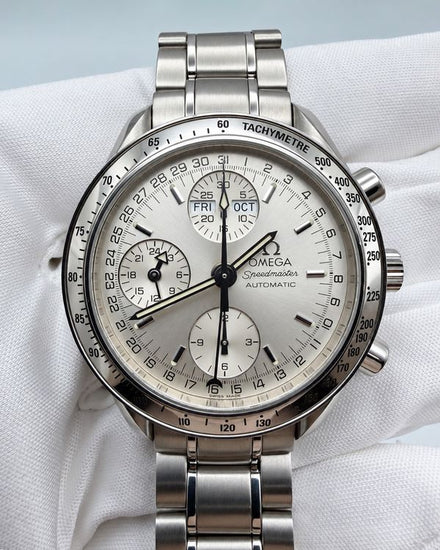 No Reserve - 2001 Omega Speedmaster Day-Date 39MM Silver Dial Steel Bracelet (3523.30.00)