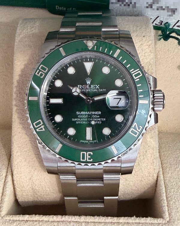 2017 Rolex Submariner Date "Hulk" 40MM Green Dial Oyster Bracelet (116610LV)