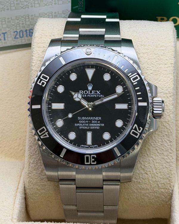 2016 Rolex Submariner No-Date 40MM Black Dial Oyster Bracelet (114060)