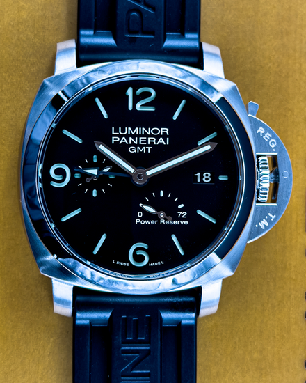 2016 Panerai Luminor 1950 3 Days GMT Power Reserve 44MM Black Dial Rubber Strap (PAM00321)