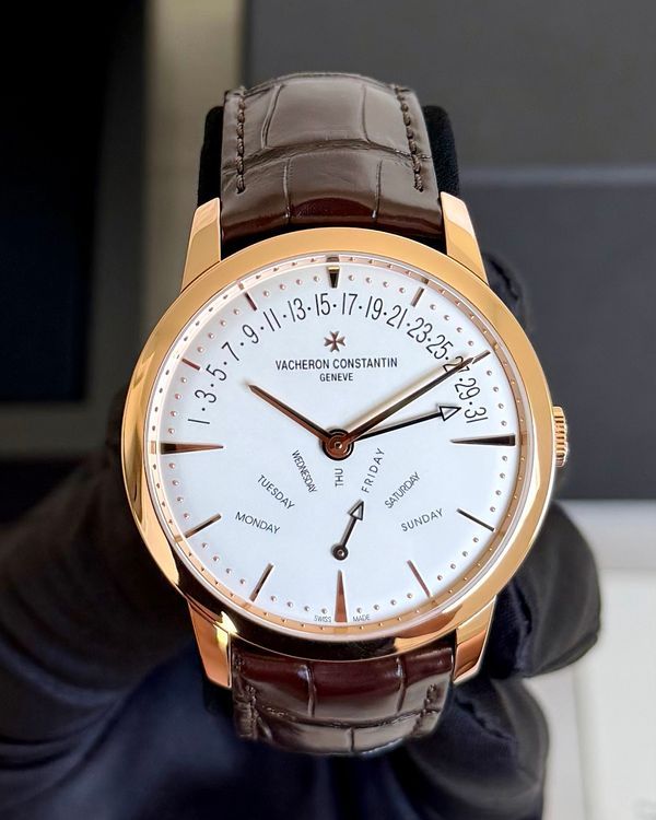 2022 Vacheron Constantin Patrimony 42.5MM Silver Dial Leather Strap (4000U/000R-B110)