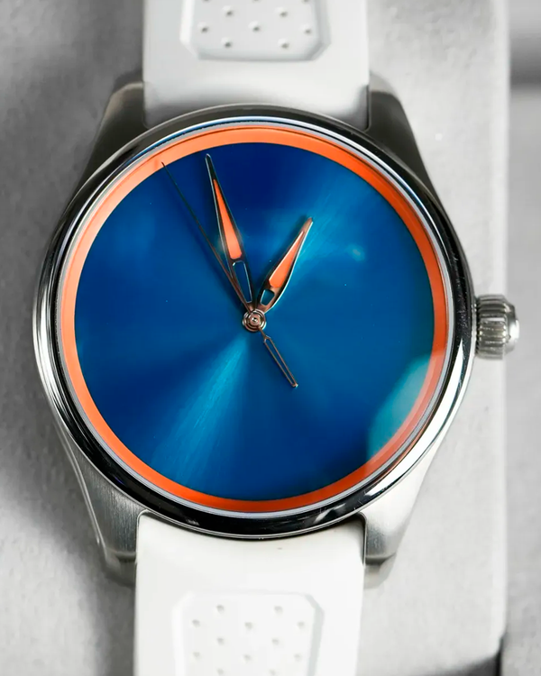 No Reserve - 2025 H. Moser & Cie Pioneer Centre Seconds "Spiced Aqua" 42.8MM Turquoise Dial Rubber Strap (3201-1202)