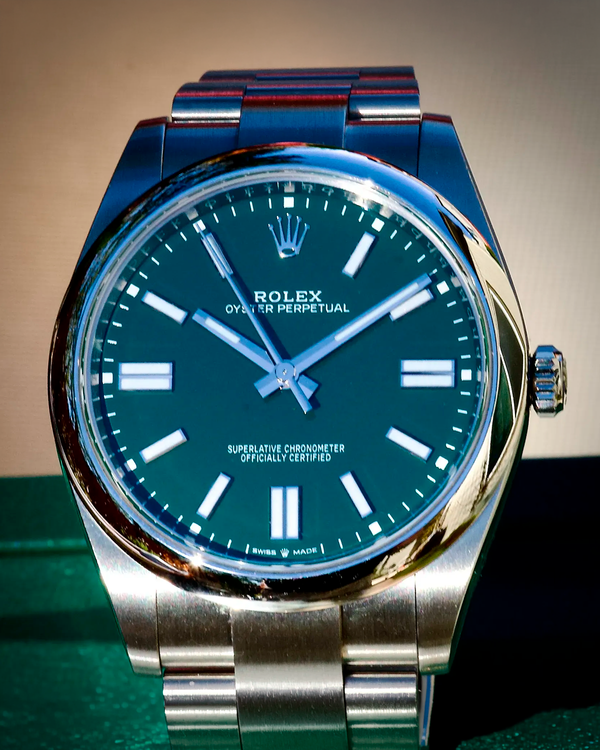 2025  Rolex Oyster Perpetual 41MM Green Dial Oyster Bracelet (124300)