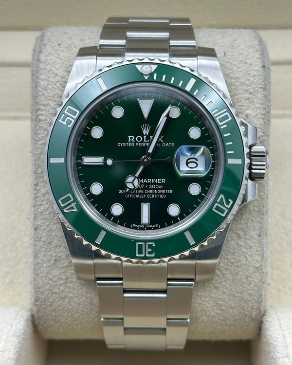 2018 Rolex Submariner Date "Hulk" 40MM Green Dial Oyster Bracelet (116610LV)