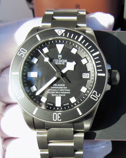 No Reserve - Tudor Pelagos 42MM Black Dial Titanium Bracelet (25600TN)