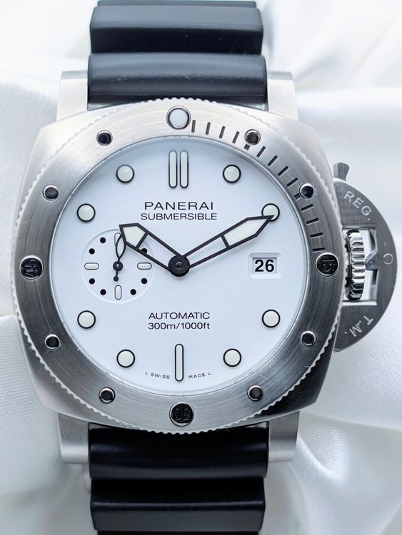 2022 Panerai Submersible 44MM White Dial Rubber Strap (PAM01226)