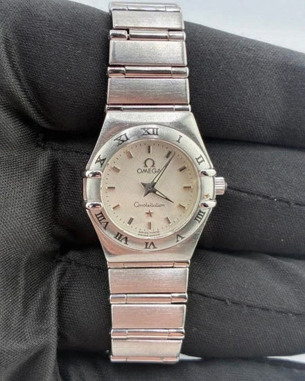 No Reserve - Omega Constellation 22MM Quartz Silver Dial Steel Bracelet (1562.3)