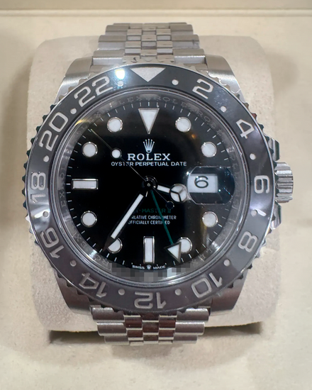 No Reserve - 2025 Rolex GMT-Master II "Bruce Wayne" 40MM Black Dial Jubilee Bracelet (126710GRNR)