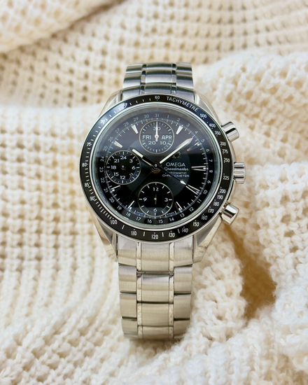 No Reserve - 2018 Omega Speedmaster Day-Date 40MM Black Dial Steel Bracelet (3220.50.00)