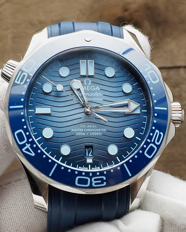 Omega Seamaster Diver 300M 42MM "Summer Blue" Blue Dial Rubber Strap (210.32.42.20.03.002)