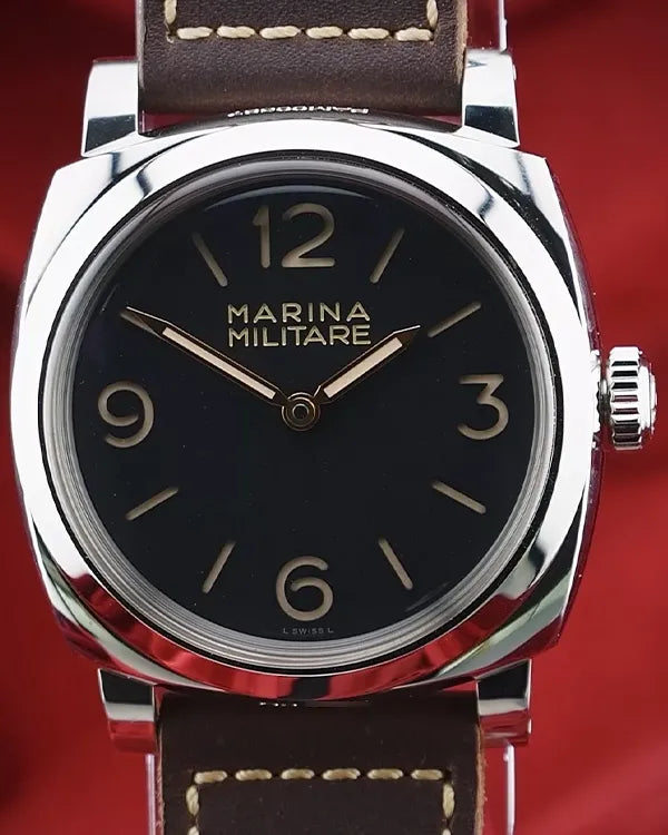 2014 Rare Panerai Radiomir 1940 3 Days Marina Militare Acciaio L.E. 47MM Black Dial Leather Strap (PAM00587)