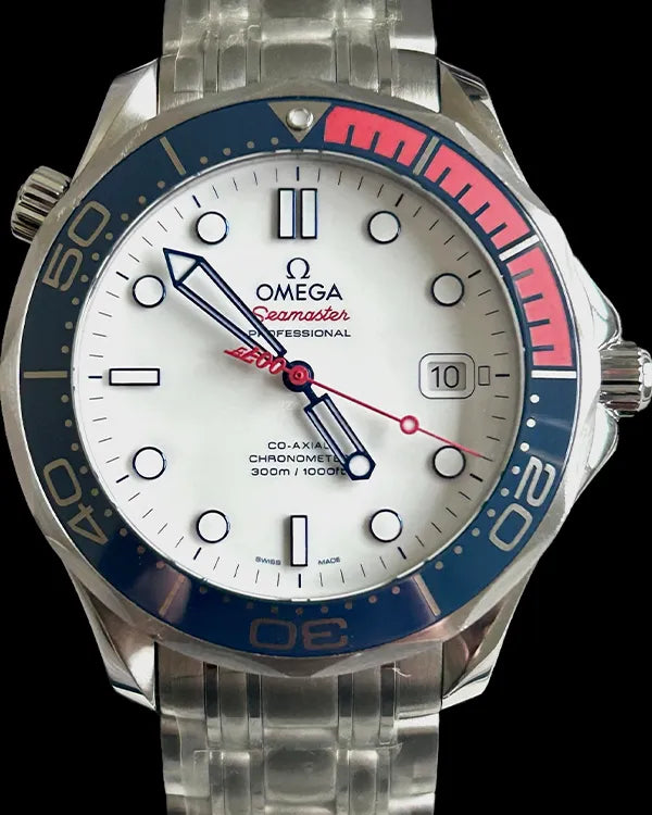 No Reserve - 2018 Omega Seamaster Diver 300M "Bond 007 Commander's Watch" L.E. 41MM White Dial Steel Bracelet (212.32.41.20.04.001)